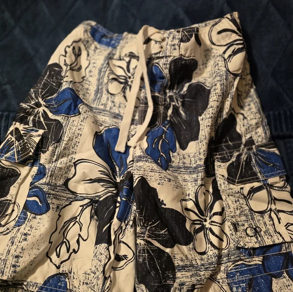 Lot Of Mens Swim Trunks - Picture 14 of 14